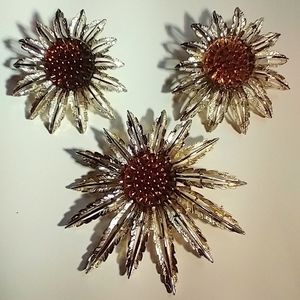 VTG SARAH COVENTRY Sunburst Brooch and Earrings Set 1960s